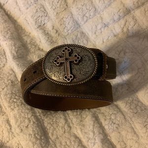 Nocona belt with cross buckle